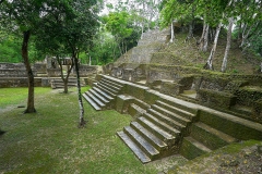 Cahal-Pech-Mayan-Temple-02